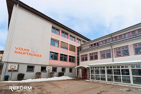 Volksschule Henndorf